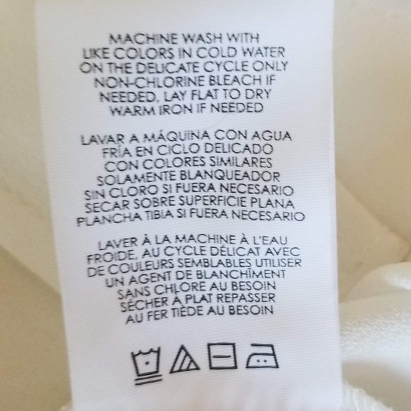 NWOT - Cabi Ivory Float Blouse - XS - Picture 10 of 10